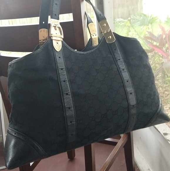 Gucci Handbags - Genuine Gucci vintage large bag